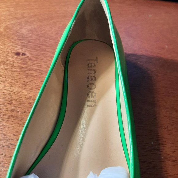 NEW ! TANAOEN Square Toe Gold Metal Buckle Pump Flat Green Size 7.5 - Picture 5 of 5